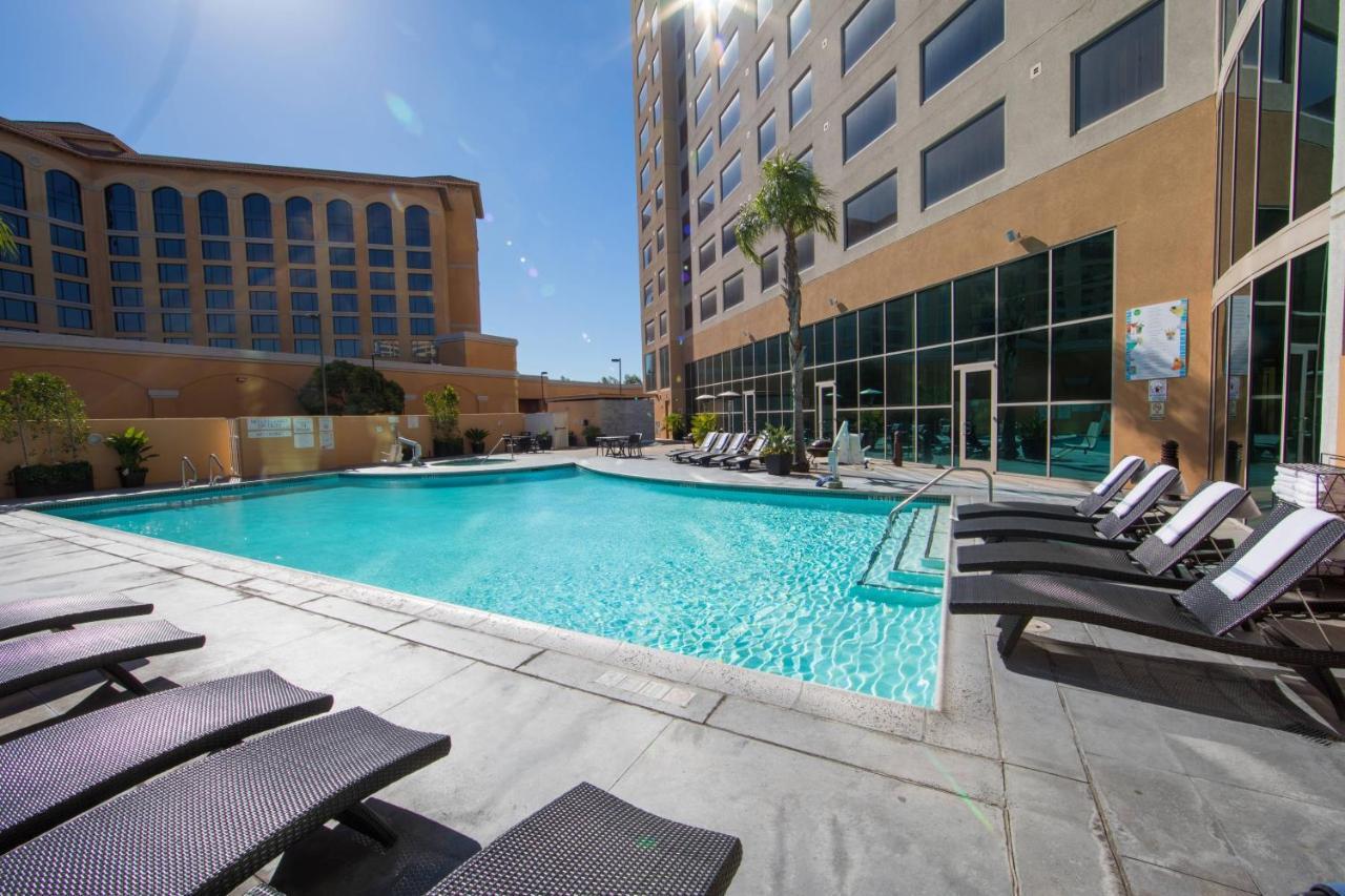גרדן גרוב Anaheim Marriott Suites מראה חיצוני תמונה