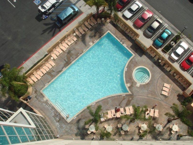 גרדן גרוב Anaheim Marriott Suites מראה חיצוני תמונה